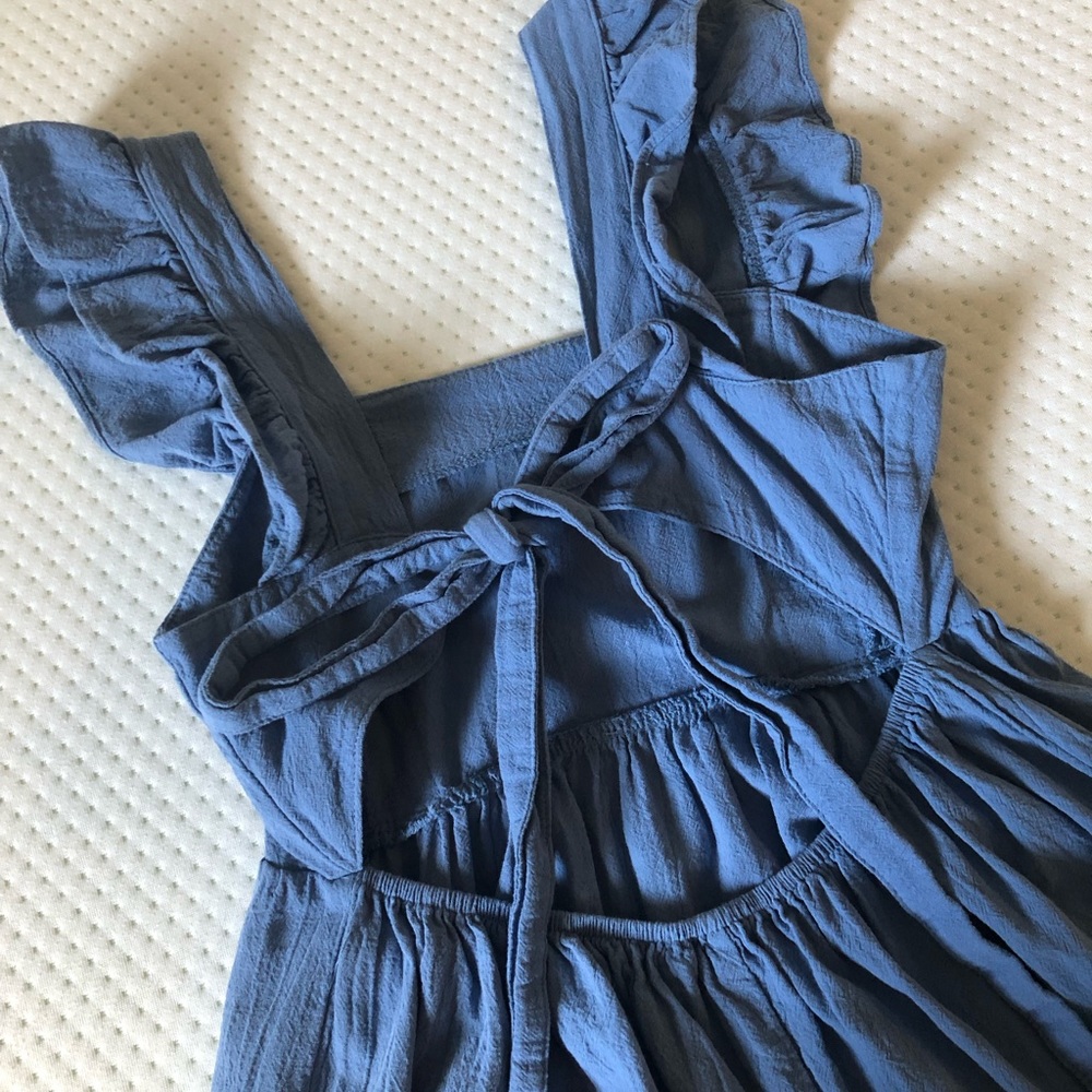 SHEIN Ruffle Dress - Picture 4 of 6